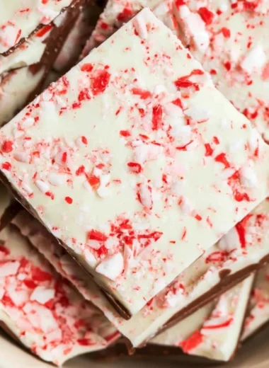 Delicious 3 ingredient peppermint bark on a festive plate