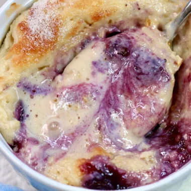 Healthy blueberry protein baked oats with no added sugar